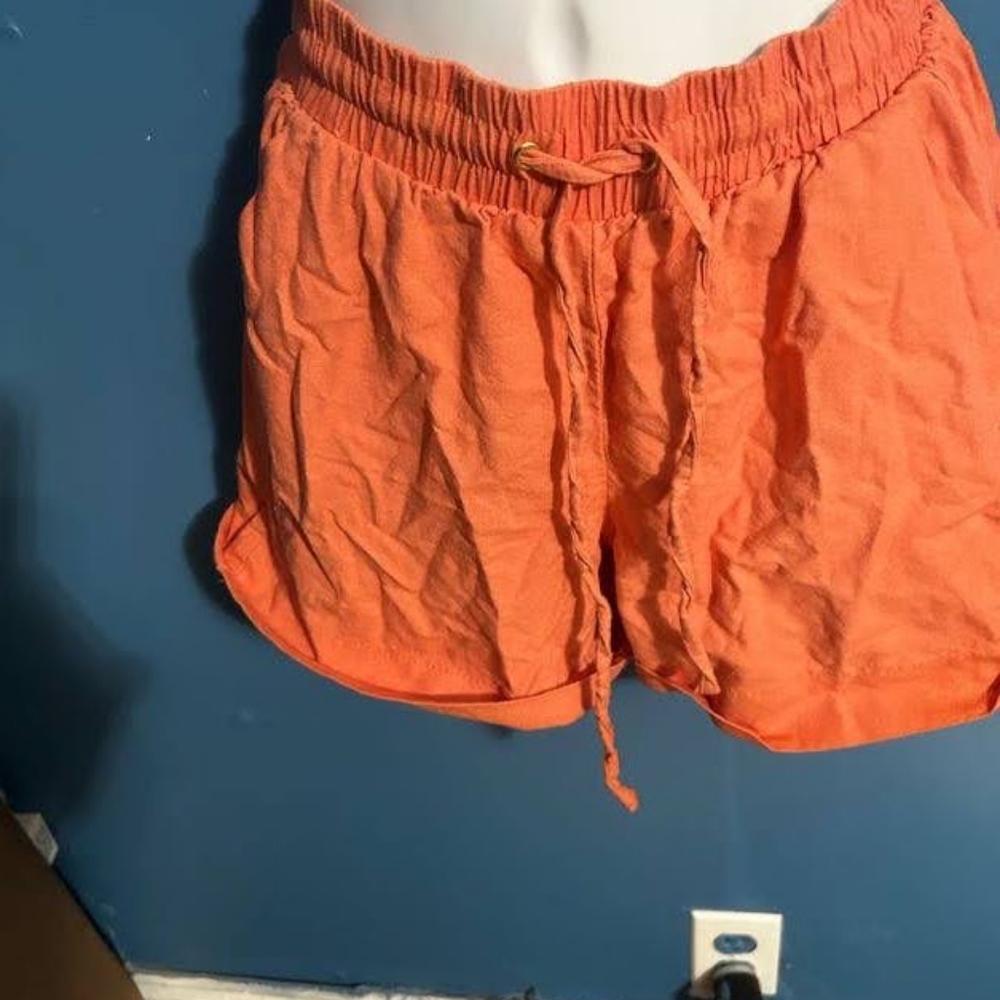 Shorts - Picture 2 of 2
